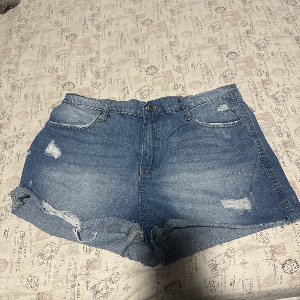 Vanilla Star Distressed Blue Jean Shorts